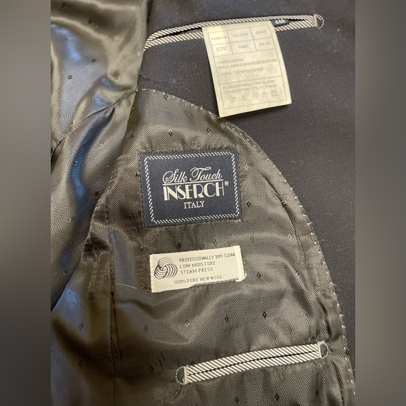 SILK TOUCH INSERCH ITALY
Blue Blazer with Notched Lapels and Wool-Blend Finish - Picture 6 of 9